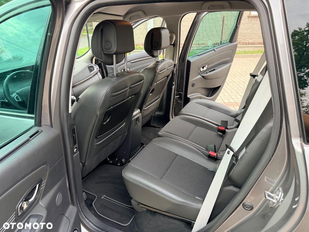 Renault Scenic 1.6dCi Energy Bose Edition - 10