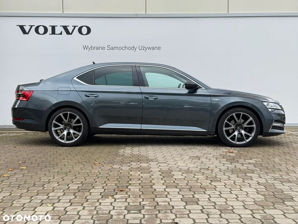 Skoda Superb 2.0 TDI SCR L&K DSG - 2