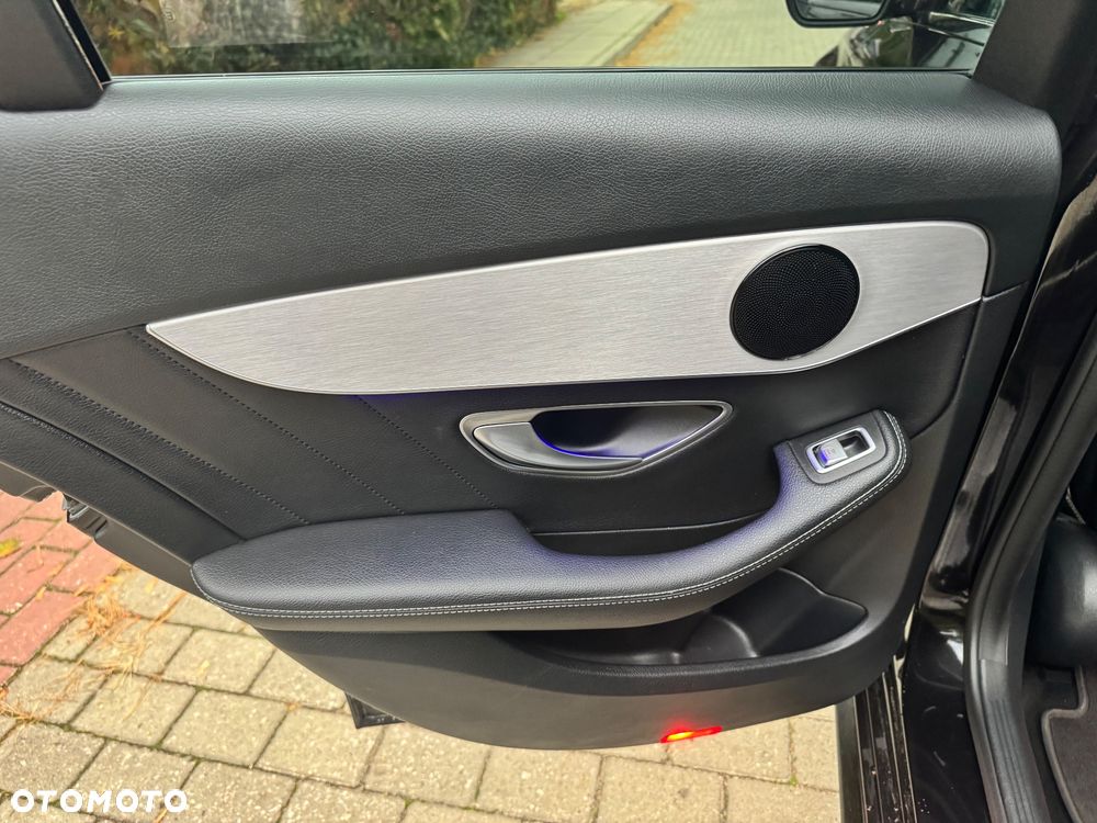 Mercedes-Benz Klasa C 200 d 9G-TRONIC - 16