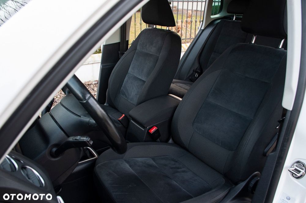 Volkswagen Tiguan 1.4 TSI 4Motion Trend & Fun - 24