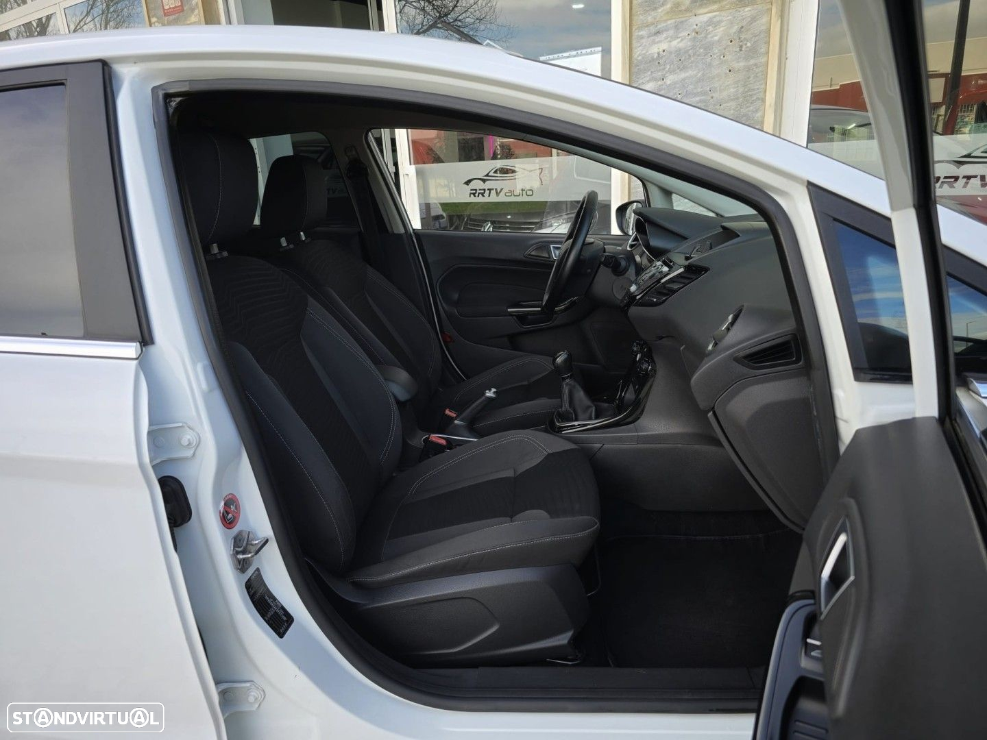 Ford Fiesta 1.0 Ti-VCT Titanium - 16