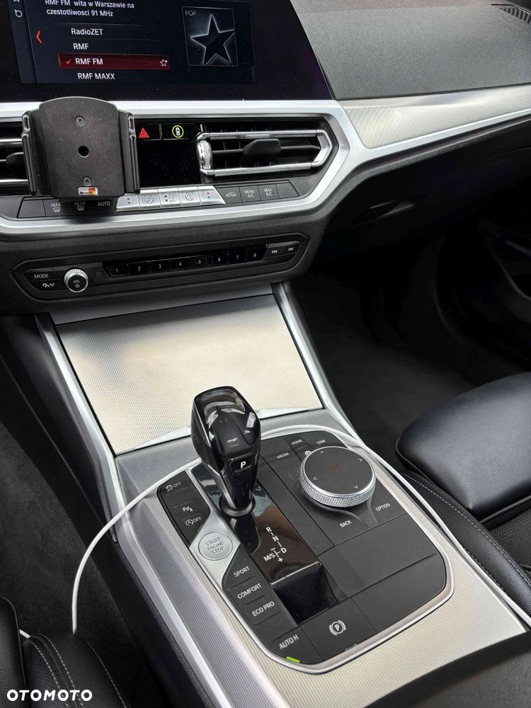 BMW Seria 3 320d xDrive Sport Line - 19