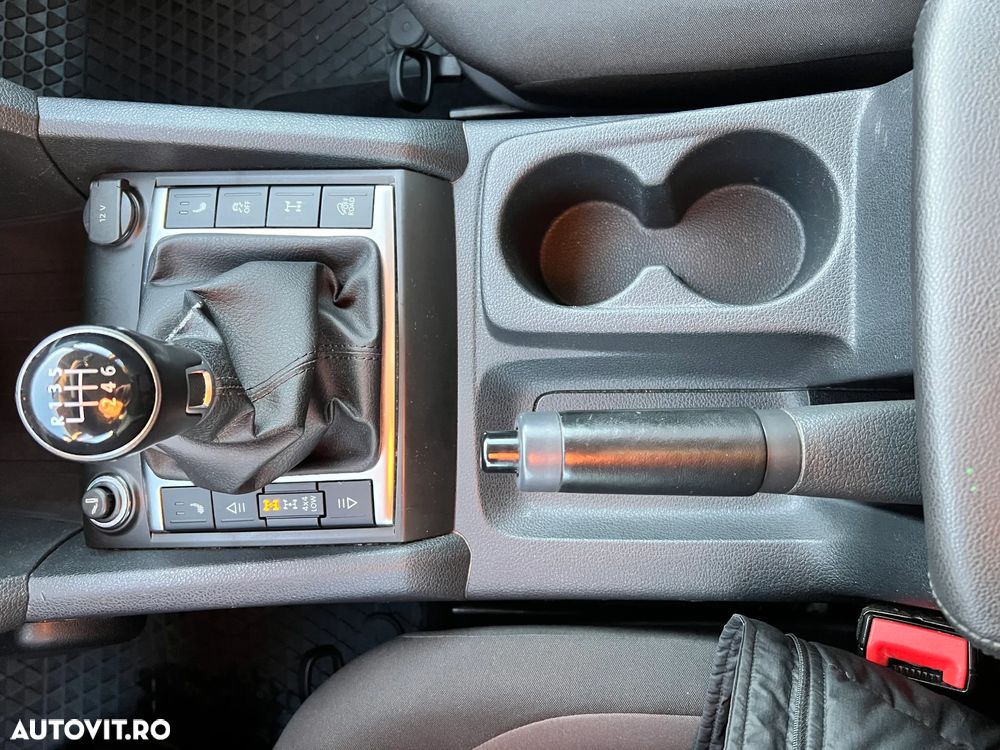 Volkswagen Amarok - 18