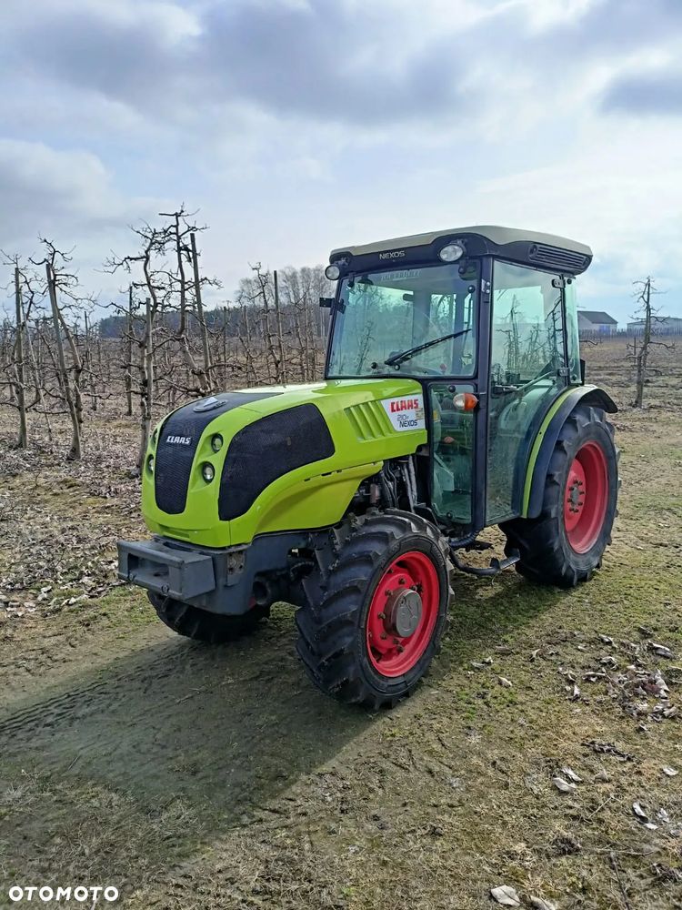 Claas NEXOS 210F - 1