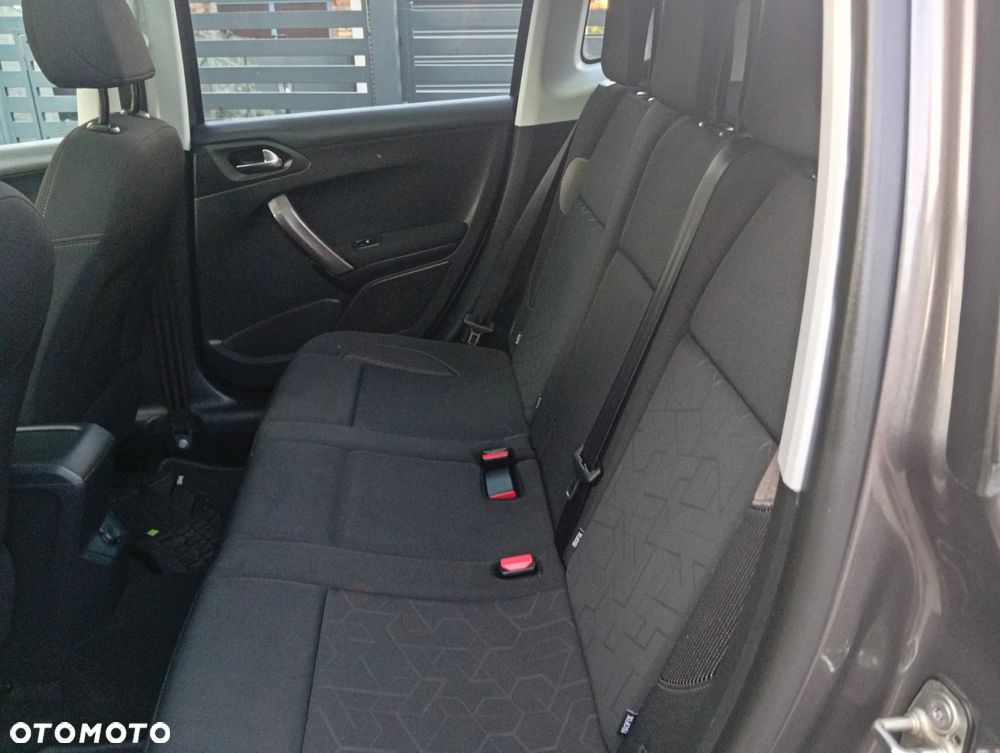 Peugeot 2008 1.2 Pure Tech Active S&S - 14