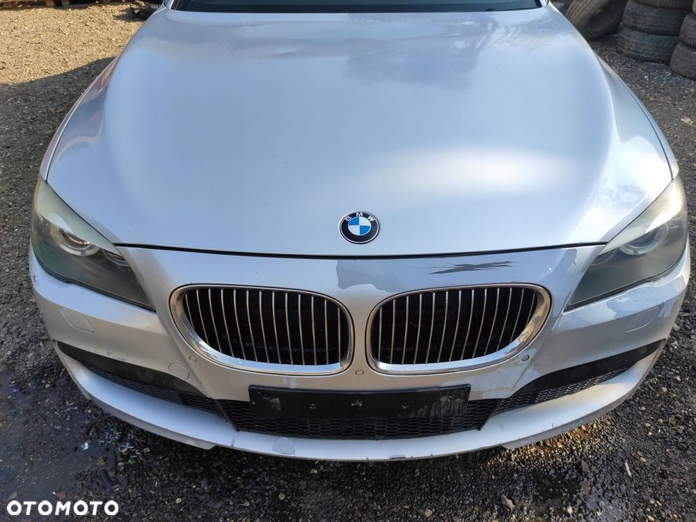 BMW 7 F01 3.0D AUTOMAT PRZÓD M-PAKIET 354 TITANSILBER - 1
