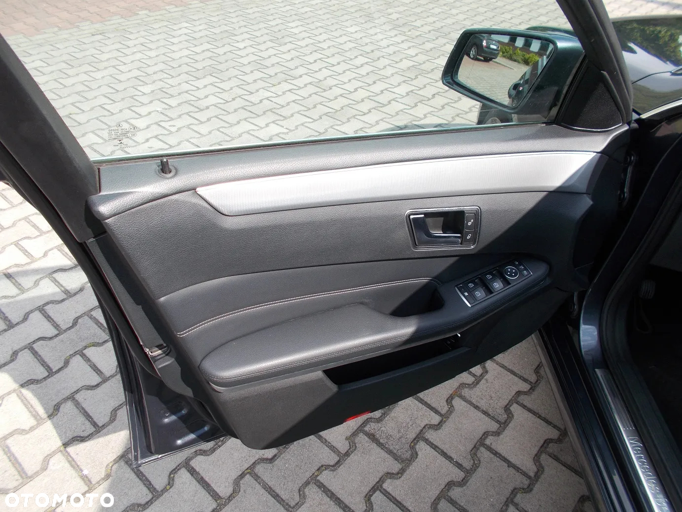 Mercedes-Benz Klasa E 220 BlueTEC 4-Matic Elegance - 22