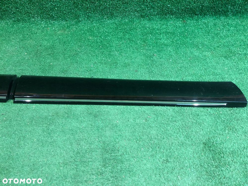 HONDA HR-V 21- LISTWY DRZWI LEWA STRONA KOMPLET NR.226 - 3