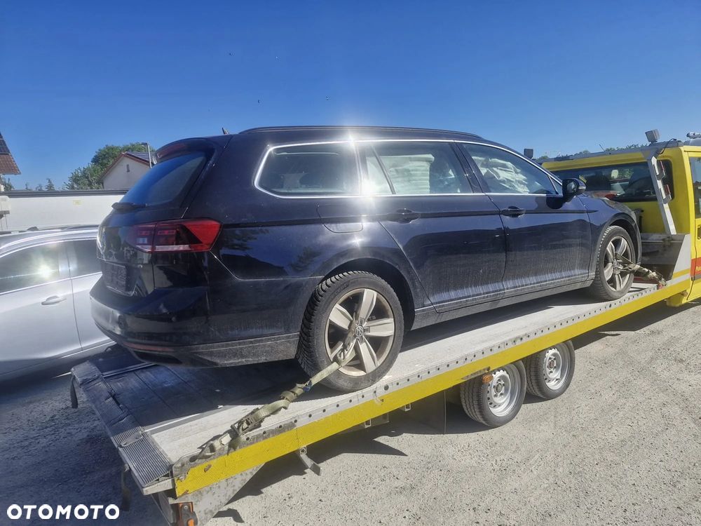 Volkswagen Passat 2.0 TDI SCR DSG Business - 2
