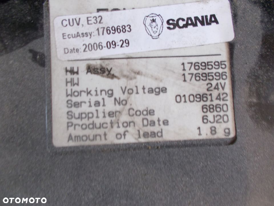 SCANIA R KOMPUTER STEROWNIK MODUŁ ŚWIATEŁ VIS - 4