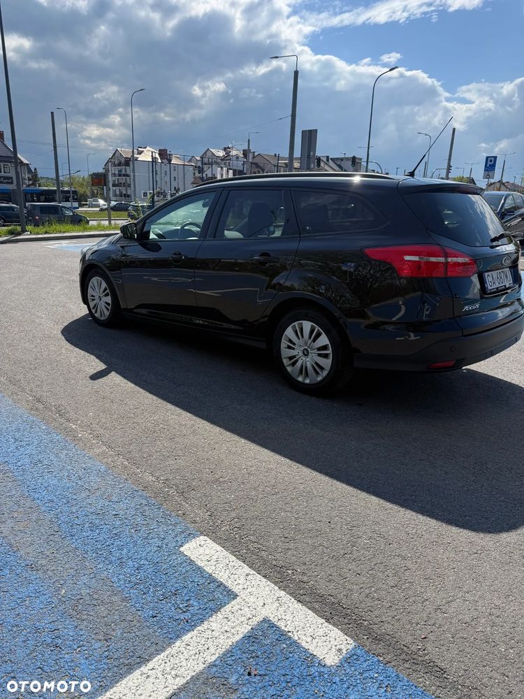 Ford Focus 1.0 EcoBoost Trend - 3