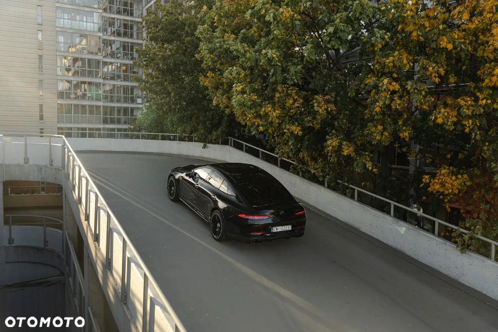 Mercedes-Benz AMG GT 53 4Matic+ 4D Speedshift TCT 9G - 6