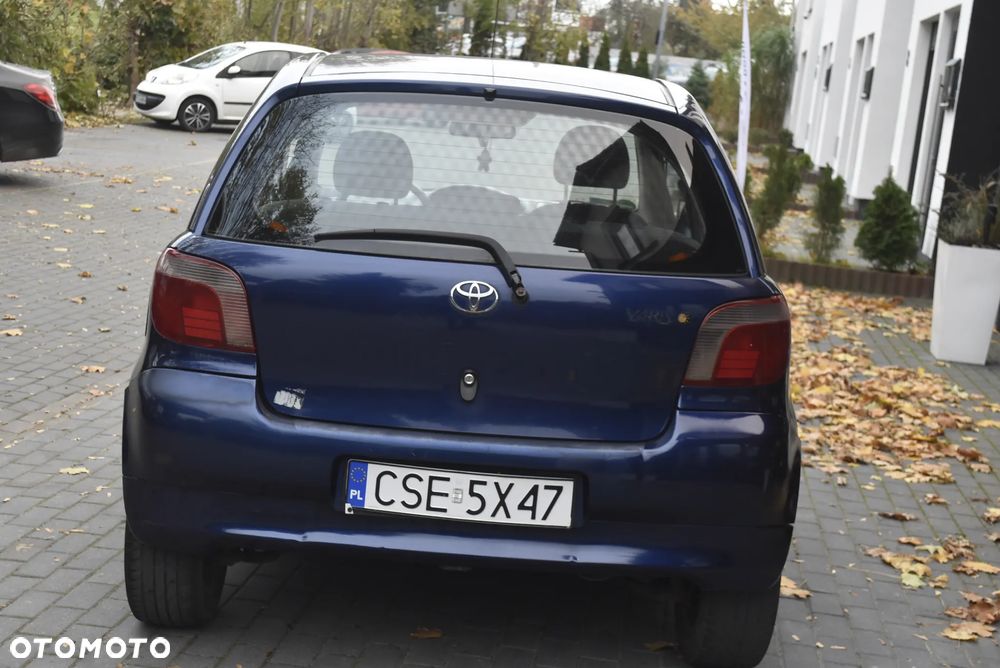 Toyota Yaris 1.0 Terra - 6