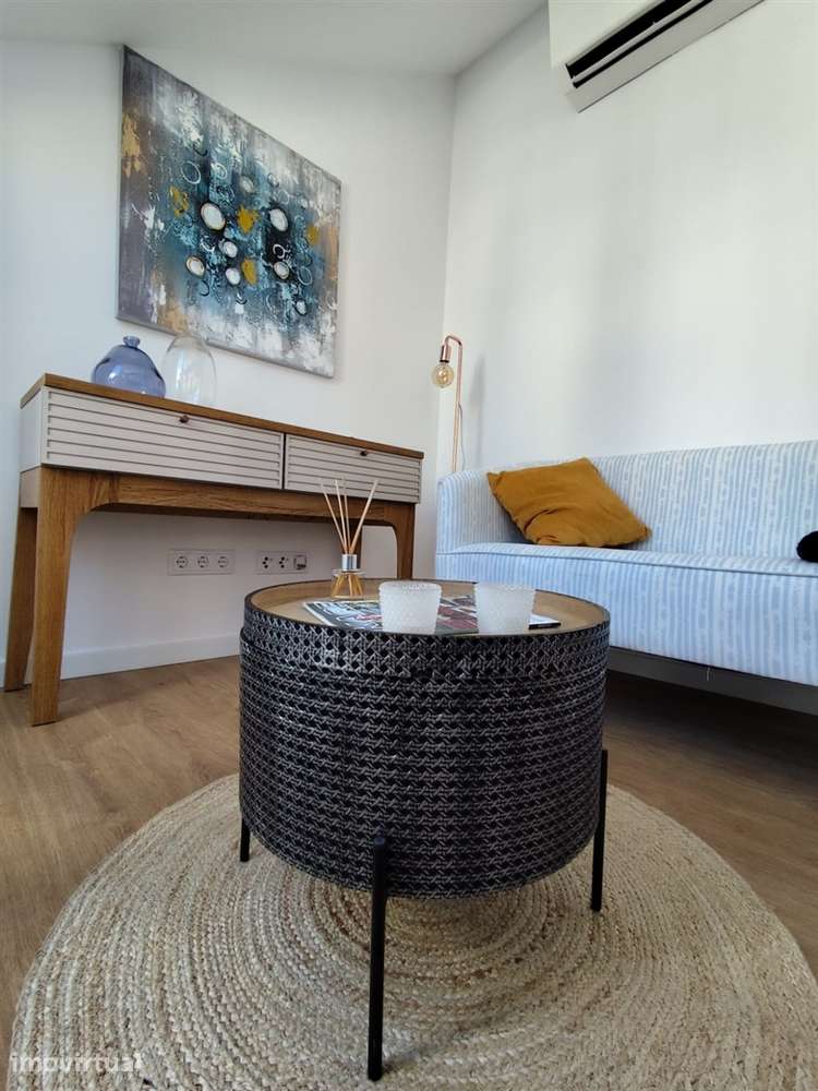 T2 Remodelado com Vista Rio em São Vicente Lisboa - Grande imagem: 3/16