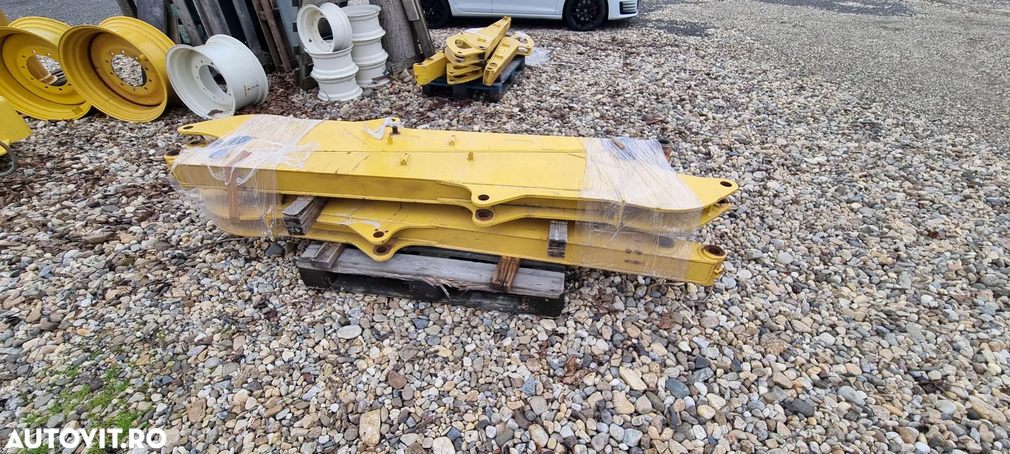 Brat, antebrat KOMATSU PC - 1