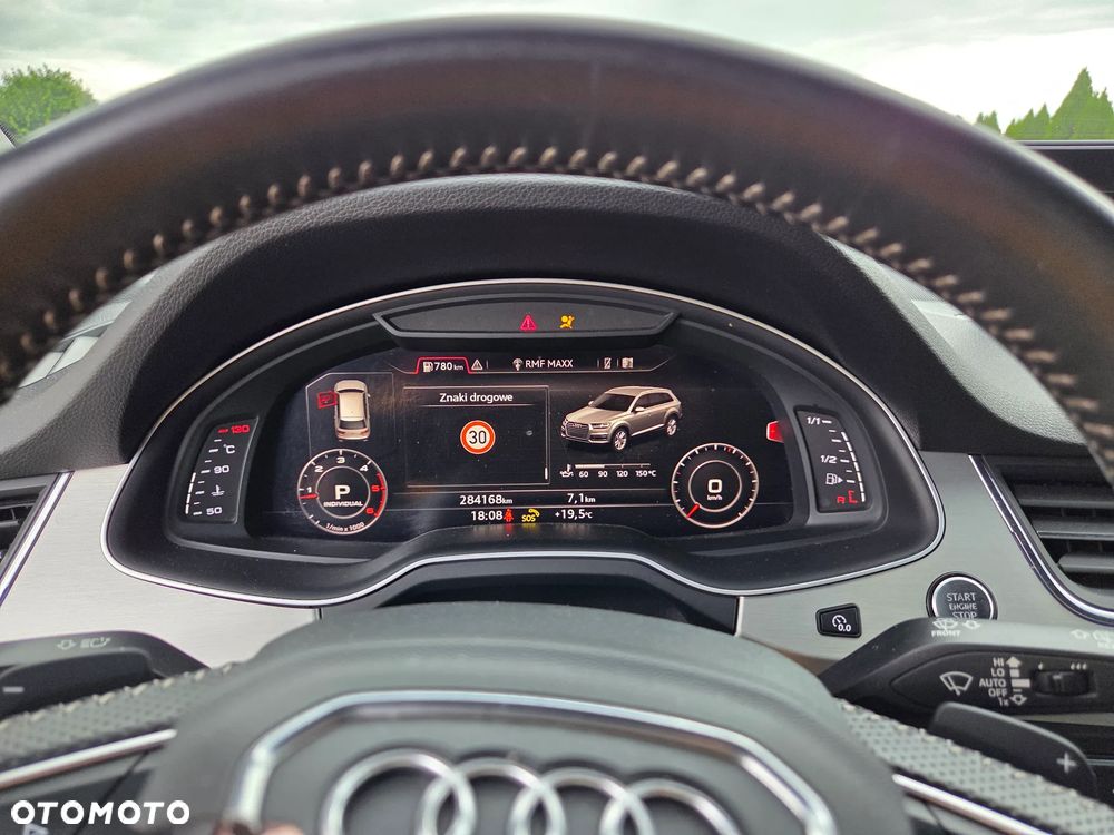 Audi Q7 - 32