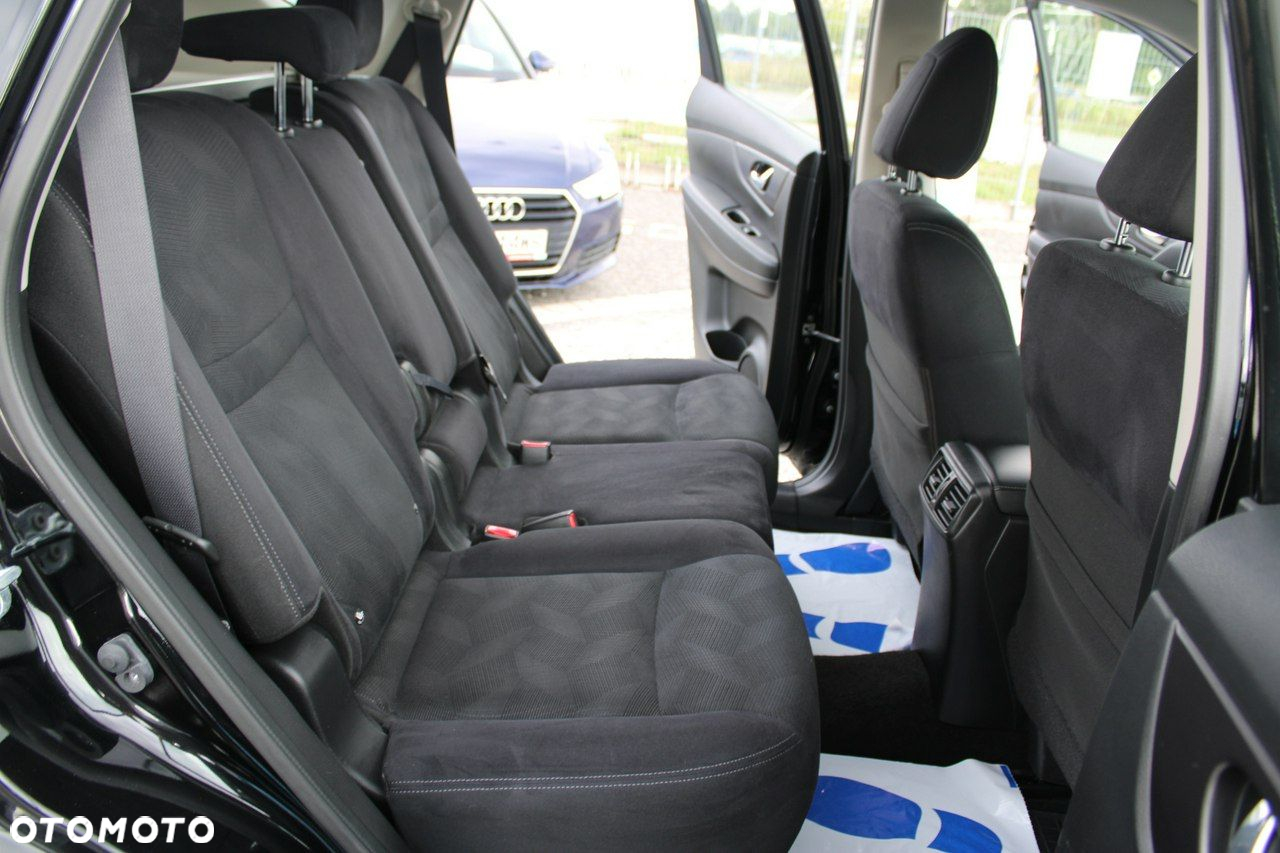 Nissan X-Trail - 18