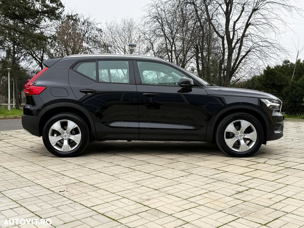 Volvo XC 40 T2 AT8 Momentum - 12
