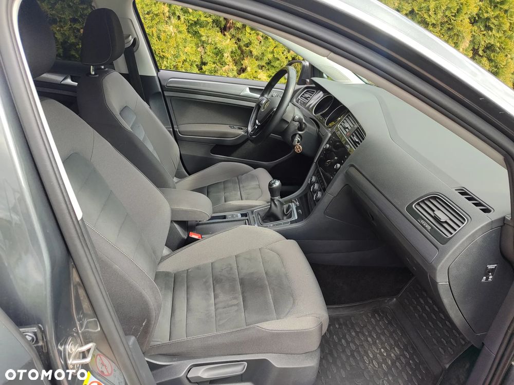 Volkswagen Golf 1.5 TSI ACT OPF Highline - 17