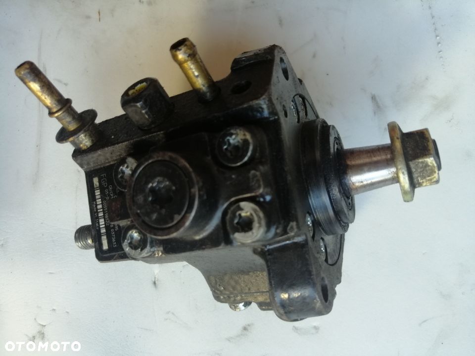 CROMA 1.9 JTD POMPA WTRYSKOWA 0445010130 - 1