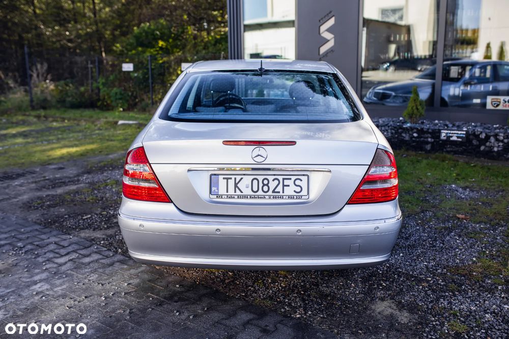 Mercedes-Benz Klasa E 500 Avantgarde - 27