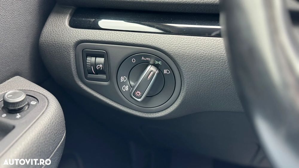 Volkswagen Sharan 2.0 TDI DSG (BlueMotion Technology) Highline - 27