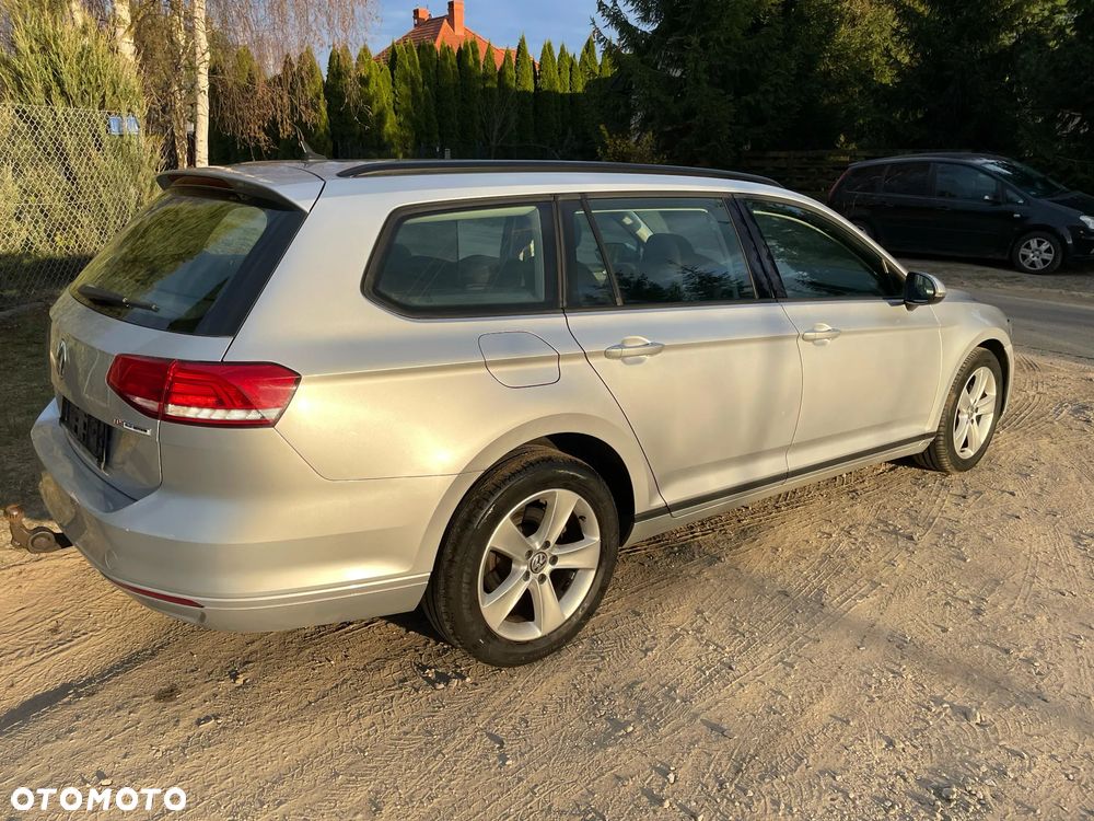 Volkswagen Passat 1.6 TDI BMT Trendline - 7
