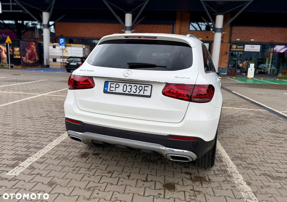 Mercedes-Benz GLC 300 4-Matic - 9