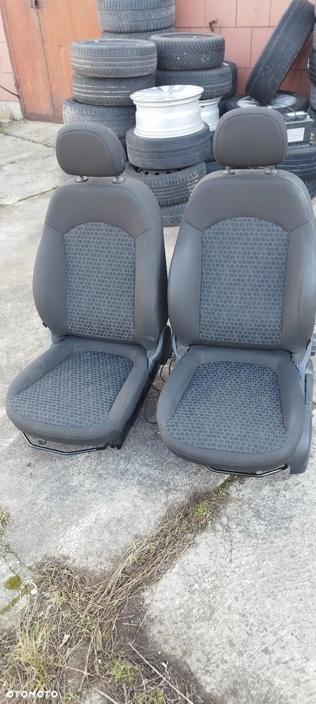 Opel Corsa E 3d Fotele Prawy lewy - 1