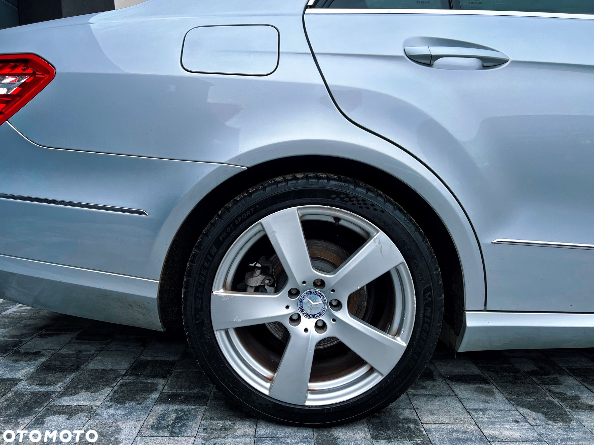 Mercedes-Benz Klasa E 350 CDI BlueEff Avantgarde - 6