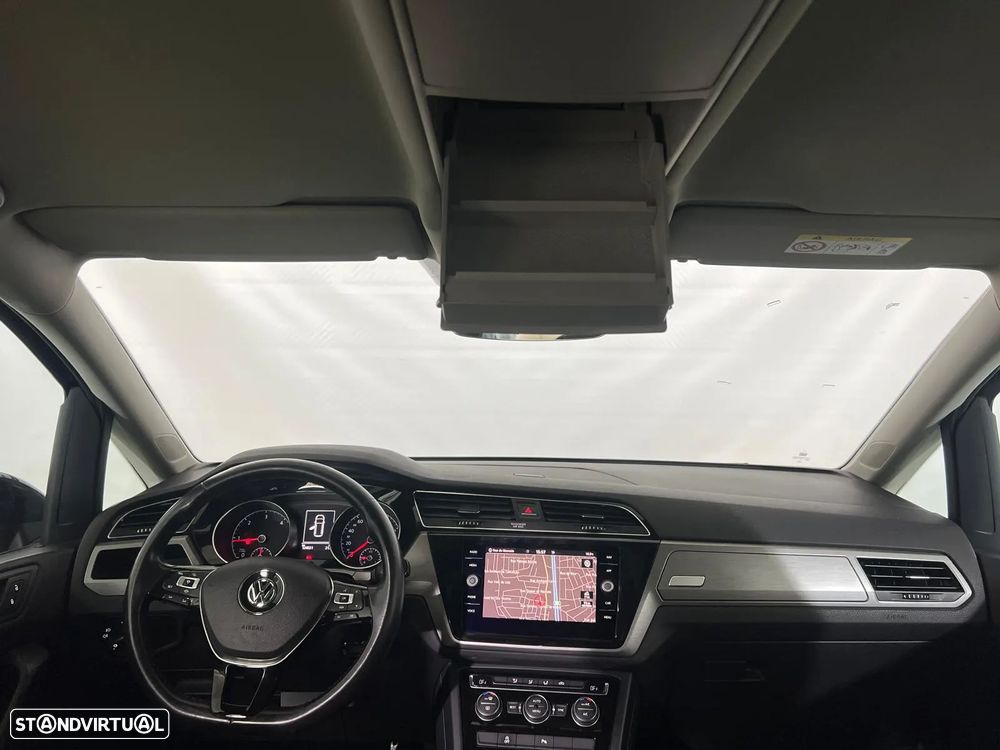 VW Touran 1.6 TDI Highline DSG - 12