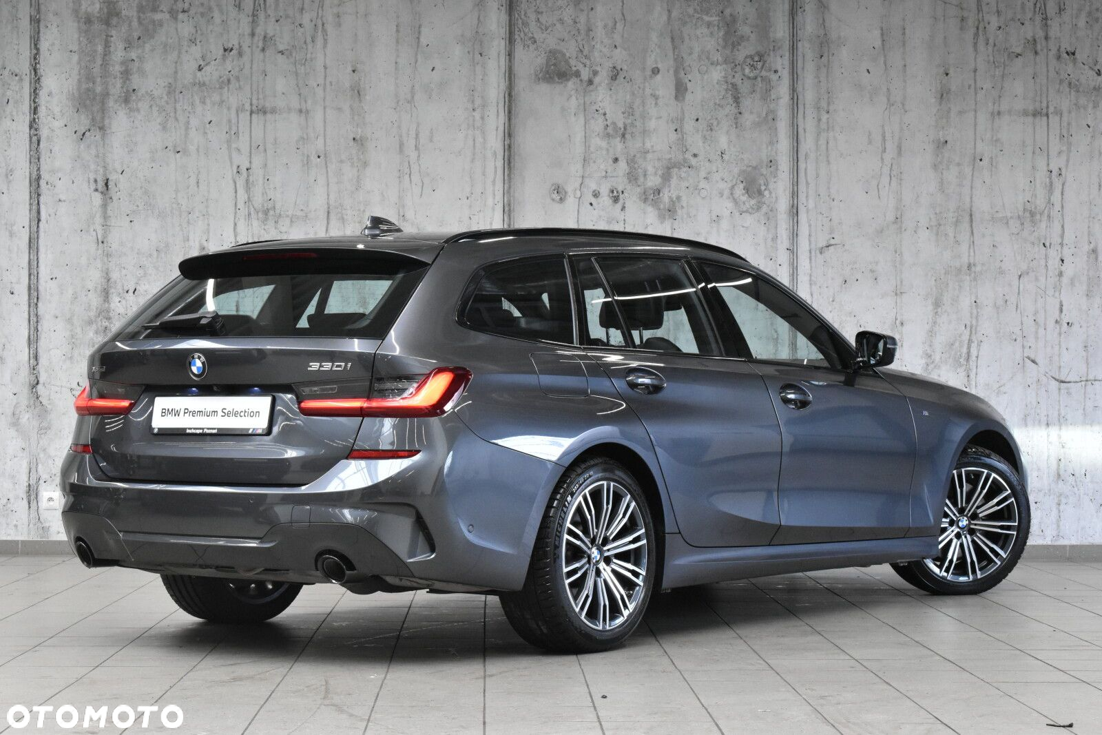 BMW Seria 3 330i xDrive M Sport sport - 2