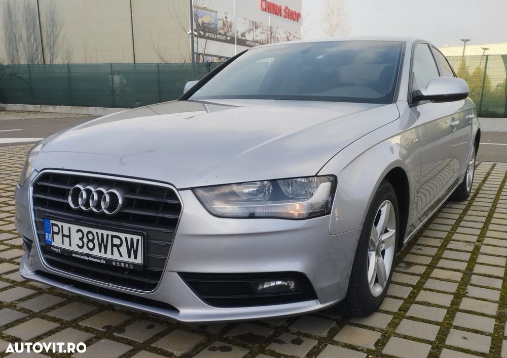Audi A4 2.0 TDI DPF S line Sportpaket - 1