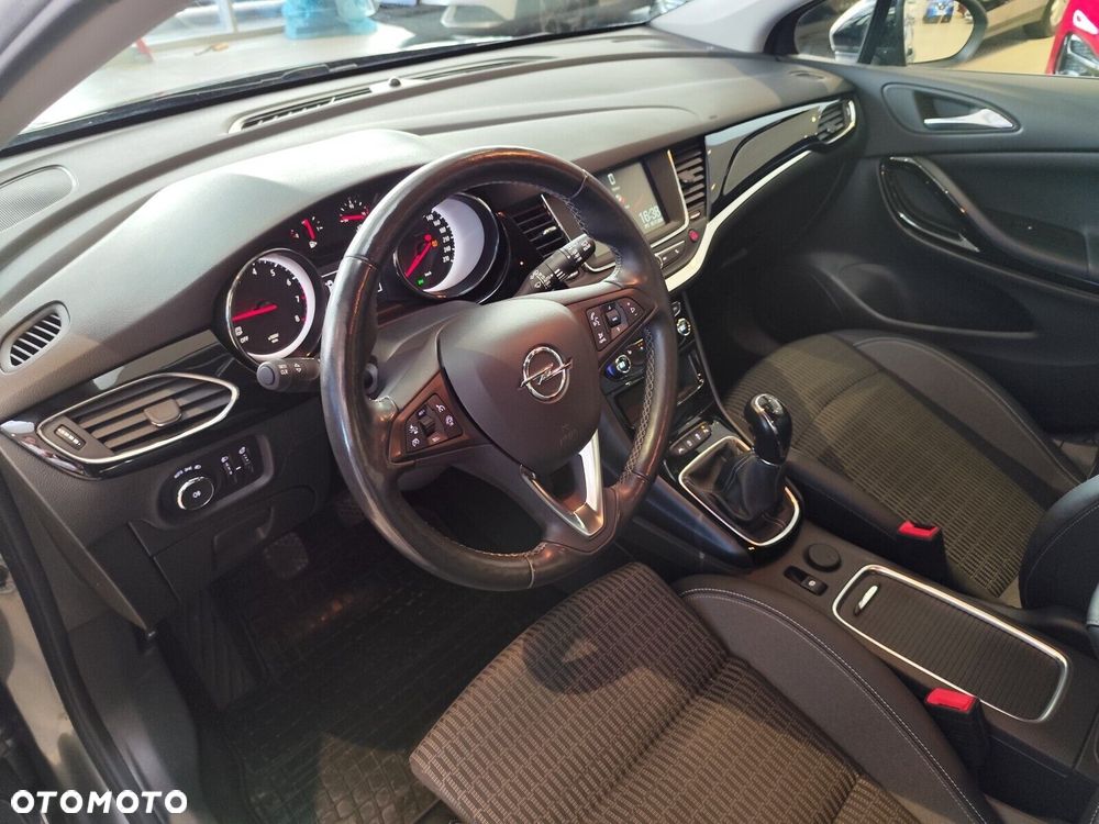 Opel Astra - 9