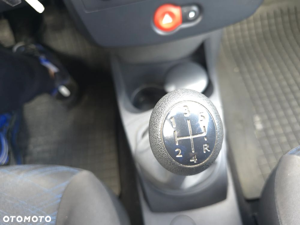 Renault Clio 1.4 16V Expression - 27