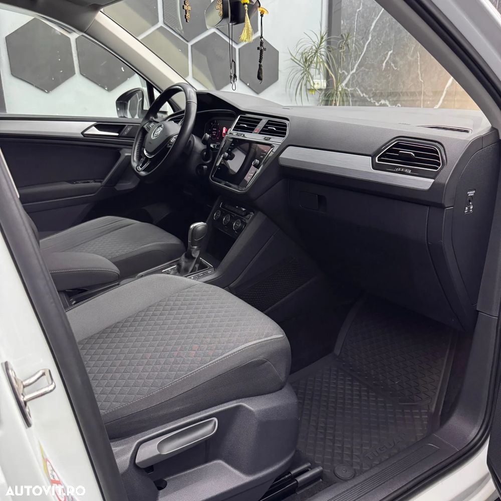 Volkswagen Tiguan 2.0 TDI DPF DSG Comfortline - 11