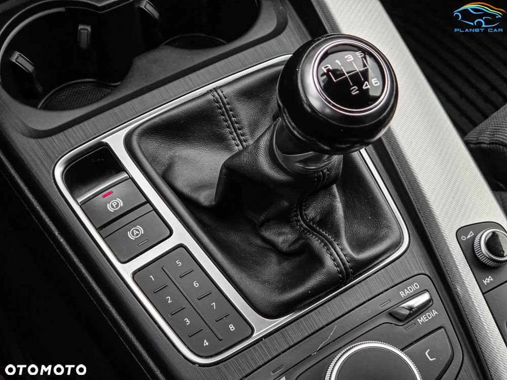 Audi A4 Avant 2.0 TDI ultra sport - 30