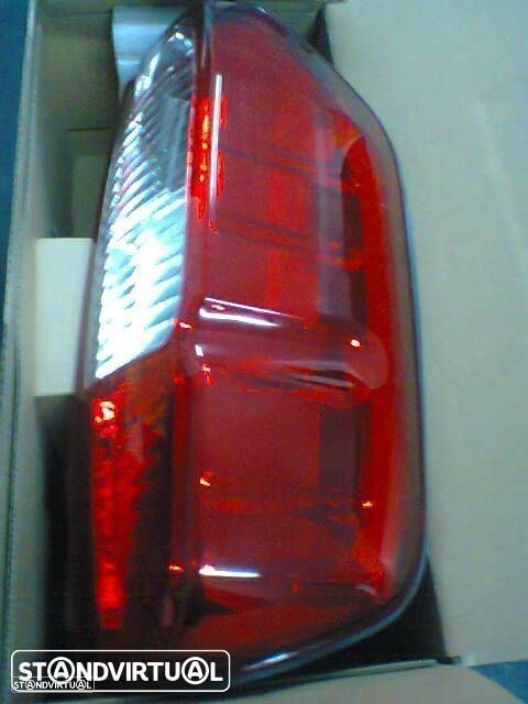 Farolins / farolim stop Nissan Navara D40 2005-2010 (novos) - 3