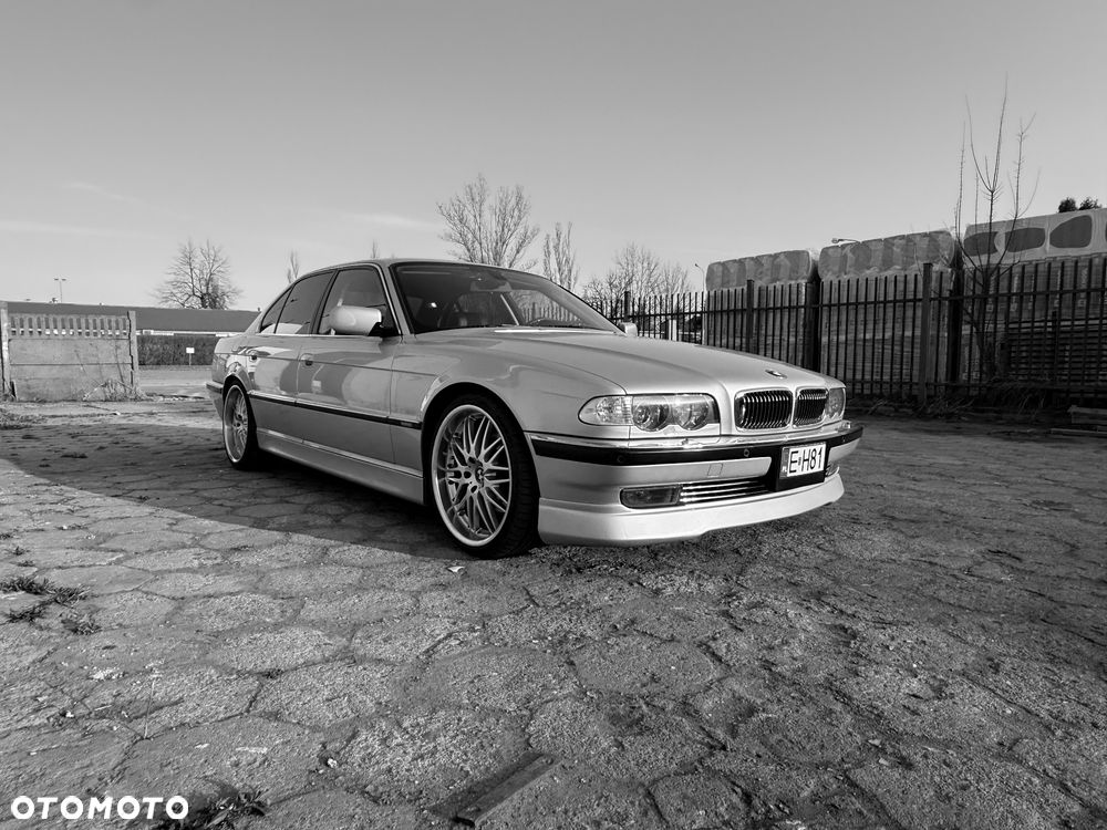 BMW Seria 7 740i - 9