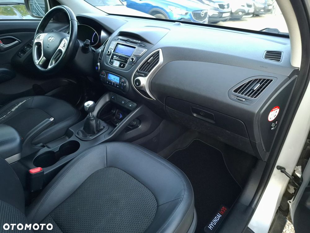 Hyundai ix35 2.0 2WD Style - 16