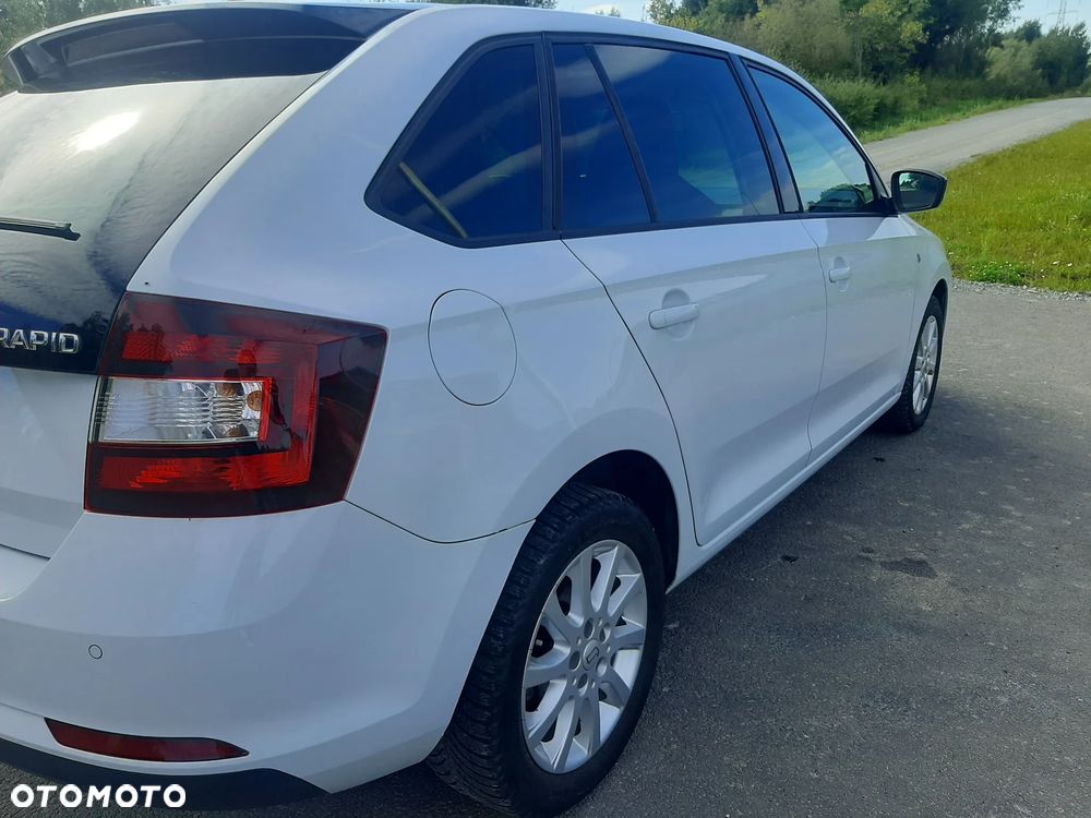 Skoda RAPID Spb 1.6 TDI DPF Ambition - 11