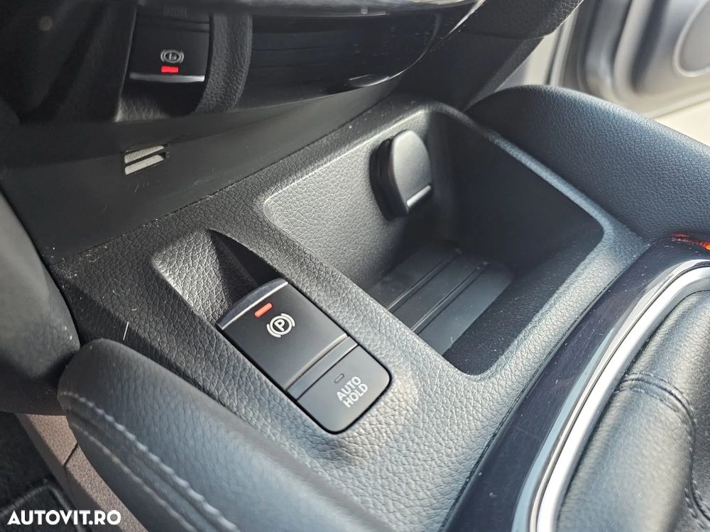 Nissan Qashqai 1.3 DIG-T TEKNA - 28