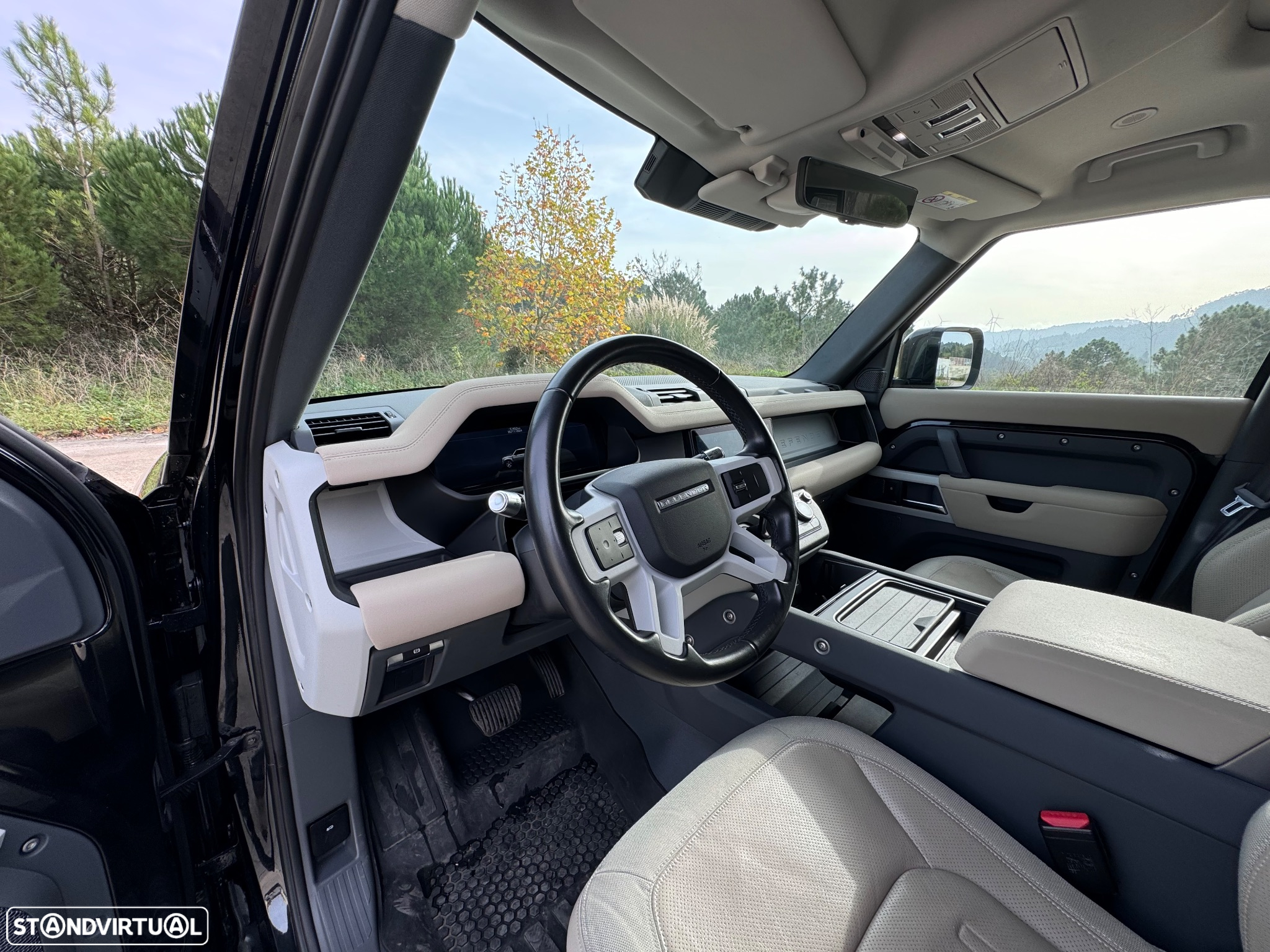 Land Rover Defender 2.0 D 110 AWD S - 31