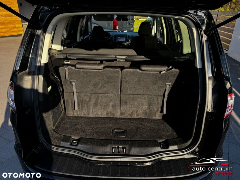 Ford Galaxy - 17
