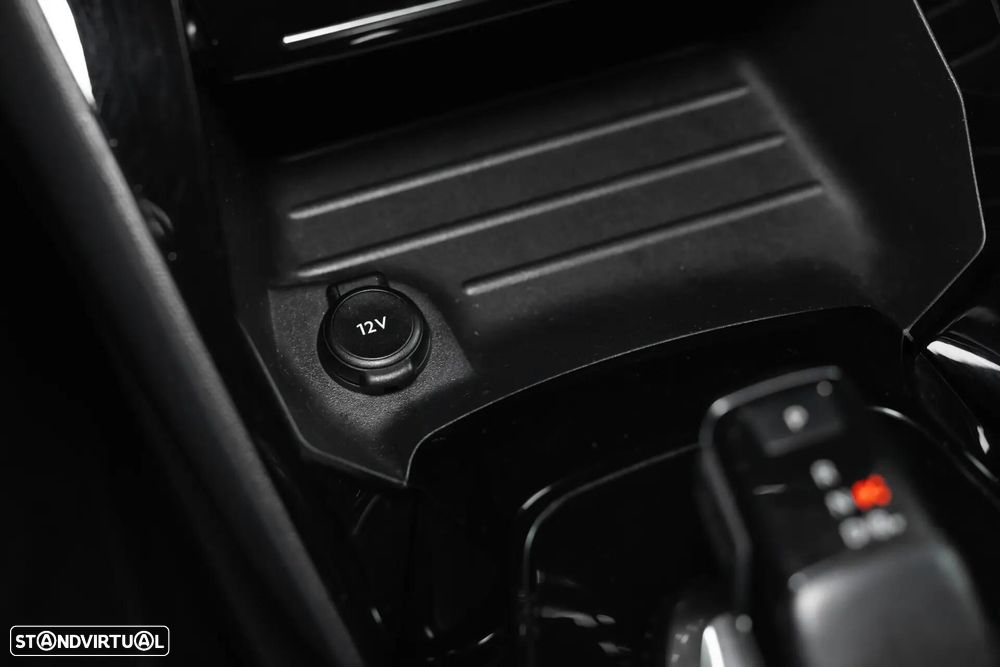 Peugeot e-208 50 kWh Allure - 27