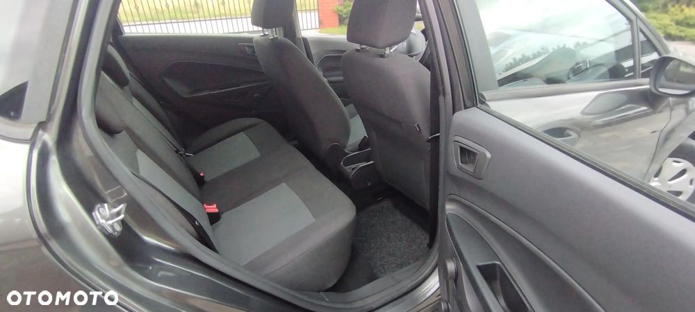 Ford Fiesta 1.25 Celebration - 7