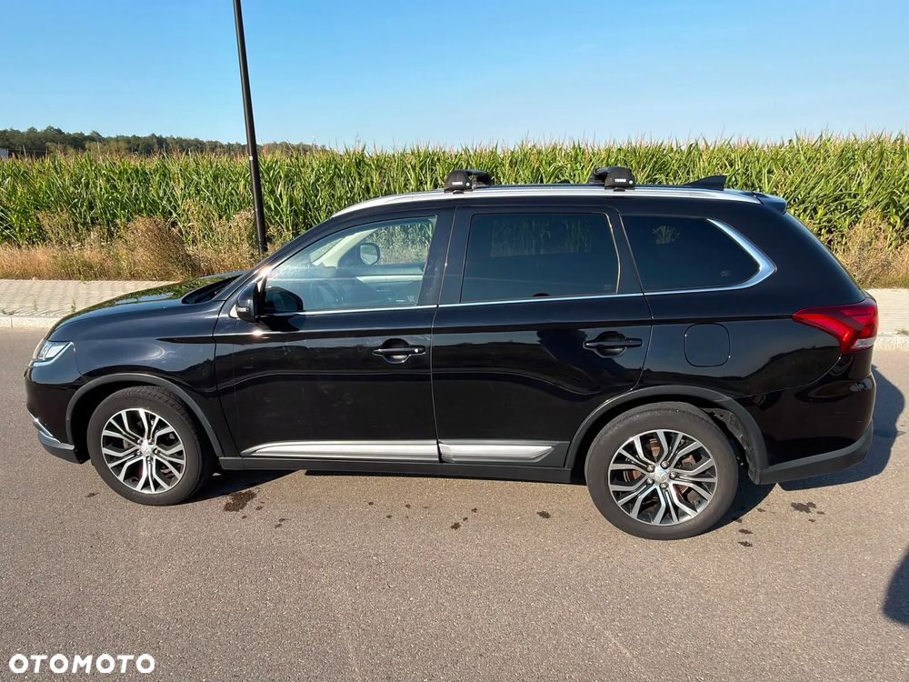 Mitsubishi Outlander 2.2 DID Intense + 4WD - 7