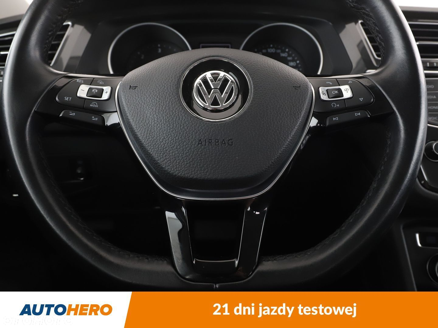 Volkswagen Tiguan - 18