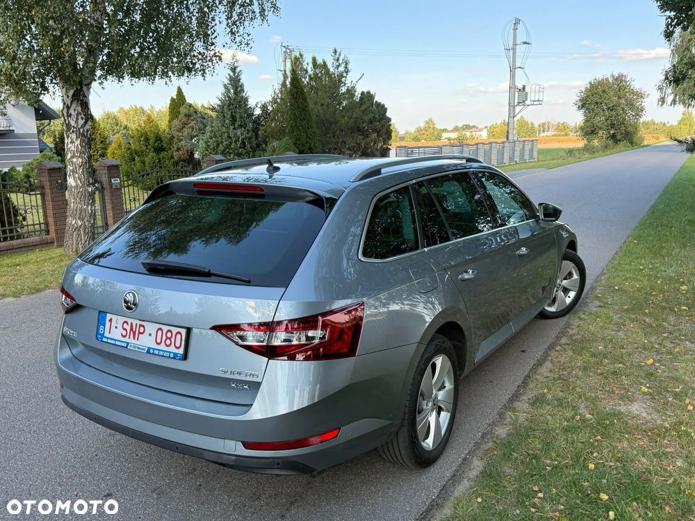Skoda Superb 2.0 TDI 4x4 Active DSG - 2