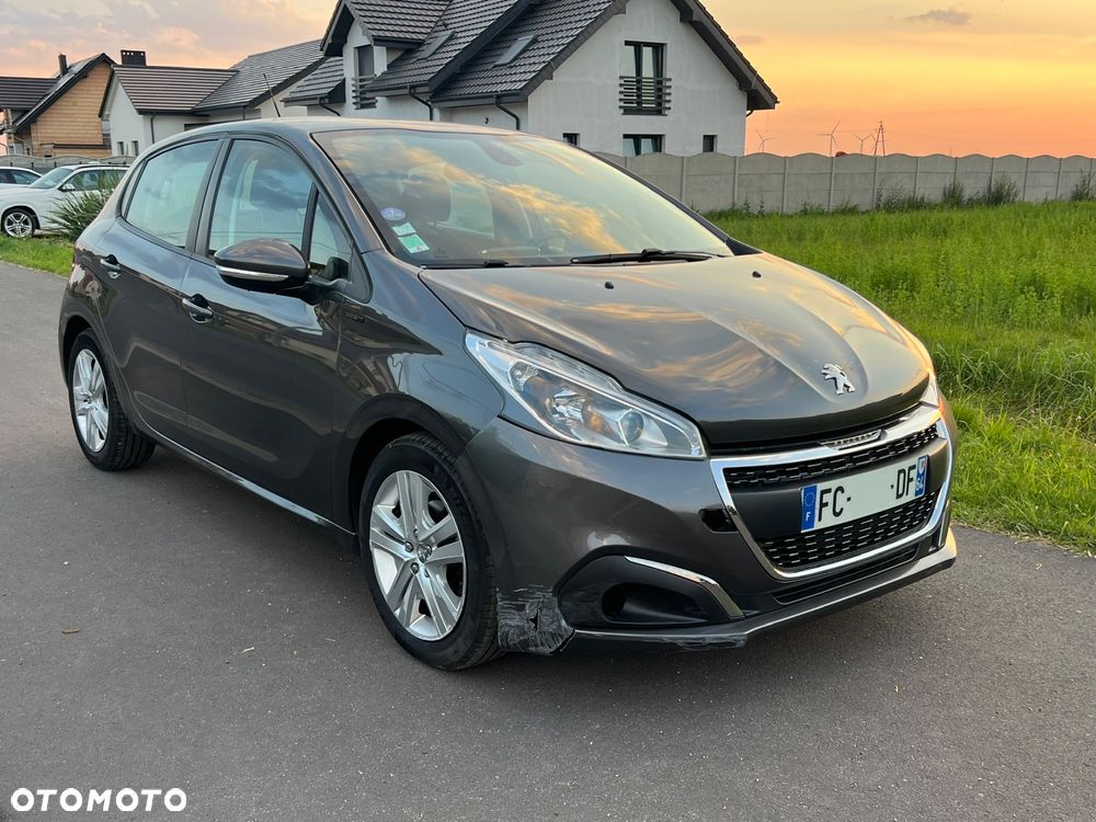 Peugeot 208 PureTech 82 Stop & Start Signature - 3